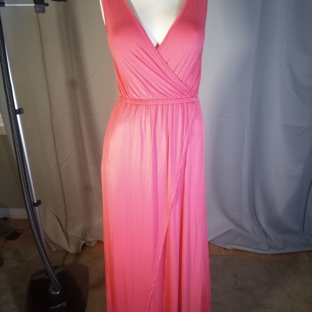 Elegant Pink Sleeveless Maxi Dress